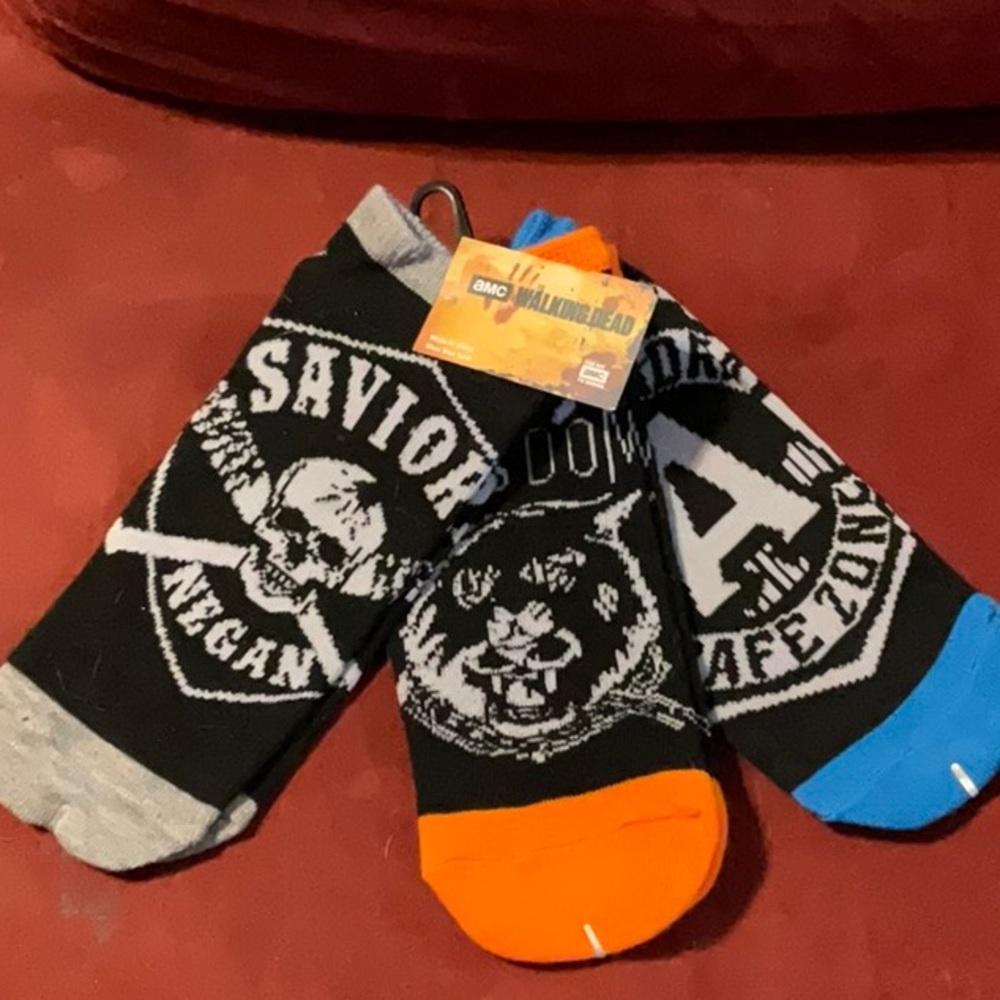 NWT WALKING DEAD 3 PACK ANKLE SOCKS